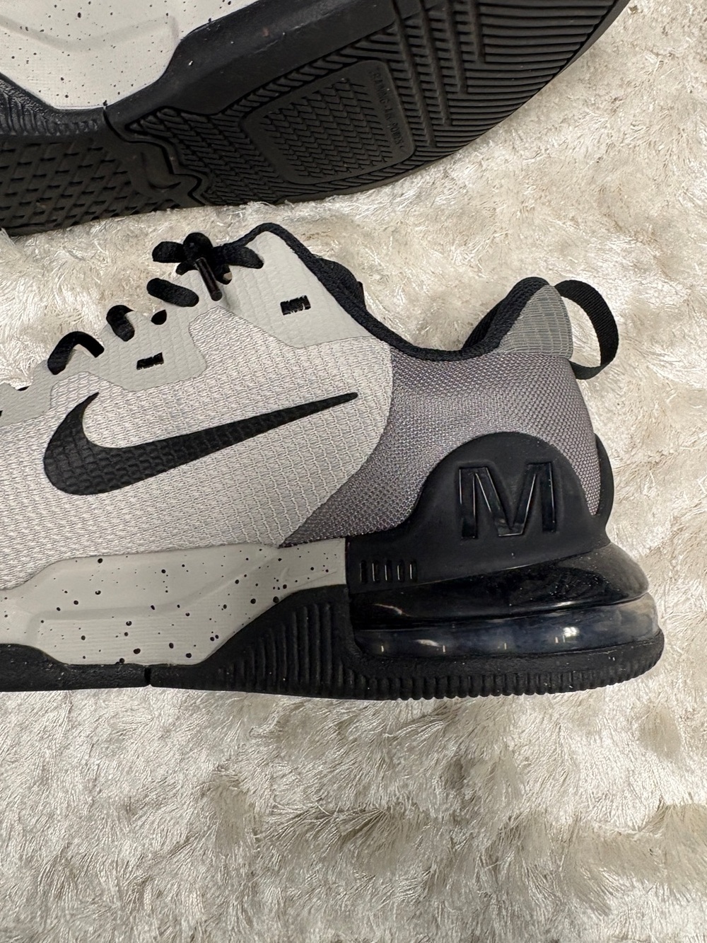 Nike Men’s Air Max Alpha Trainer 5 Light Gray & Black Athletic Sneakers - Picture 3 of 10
